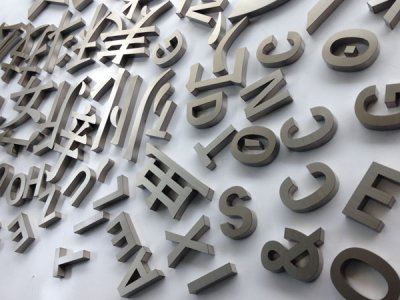 金屬廣告字雕刻效果